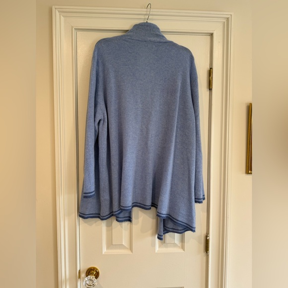 Vineyard Vines Soft Blue Women's Cardigan - Picture 3 of 4